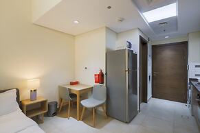 Friendly Studio Apartment With Beautiful Living