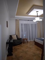 Sprunger Avenue-Tulia Homes