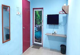 OYO 90937 Tanjak Hotel