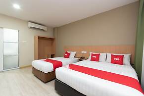 Capital O 89344 Labuan Avenue Hotel