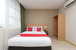 Capital O 89344 Labuan Avenue Hotel
