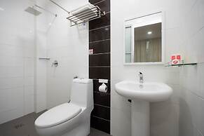 Capital O 89344 Labuan Avenue Hotel