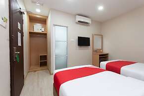 Capital O 89344 Labuan Avenue Hotel
