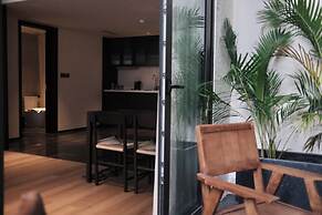 Thè HEM Hotel and Apartment