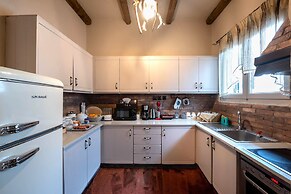Lykovrisi guest house