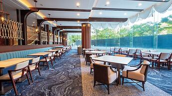 Hotel Springs Makuhari Premier