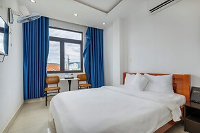 Saluton Hotel