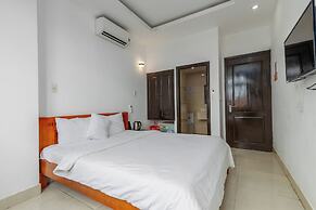 Saluton Hotel