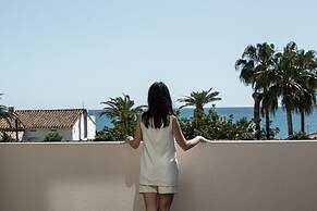 HOTEL ALBADES