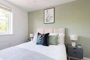 The Imperial Wharf Collection