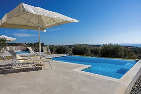Nikiti Dream Villas