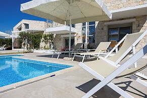 Nikiti Dream Villas