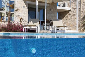 Nikiti Dream Villas