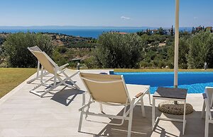 Nikiti Dream Villas