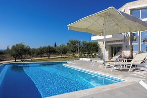 Nikiti Dream Villas