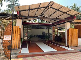 Raj Resort