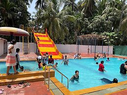 Raj Resort