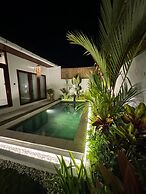 Villa Flora - Seseh Area