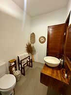 Villa Flora - Seseh Area