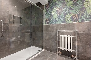 316 Reid's Corner - By Stay Dunfermline