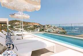 Golden Luxury Suites