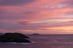 Cliffs Edge Retreat