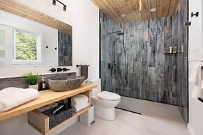 Cliffs Edge Retreat