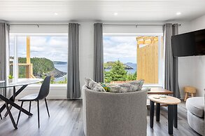 Cliffs Edge Retreat
