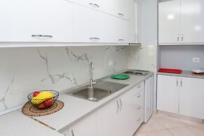 Sea View 1-bed Apartment in Vlore