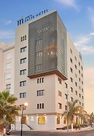 M Suite Hotel
