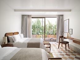Hotel Dama