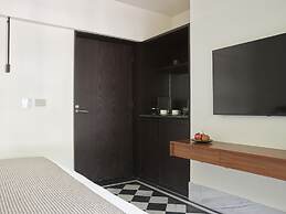 Hotel Dama