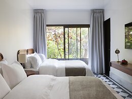 Hotel Dama
