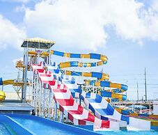 WATERWORLD HOTEL