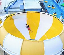 WATERWORLD HOTEL