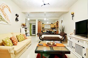 Atlantic Breeze Apartments