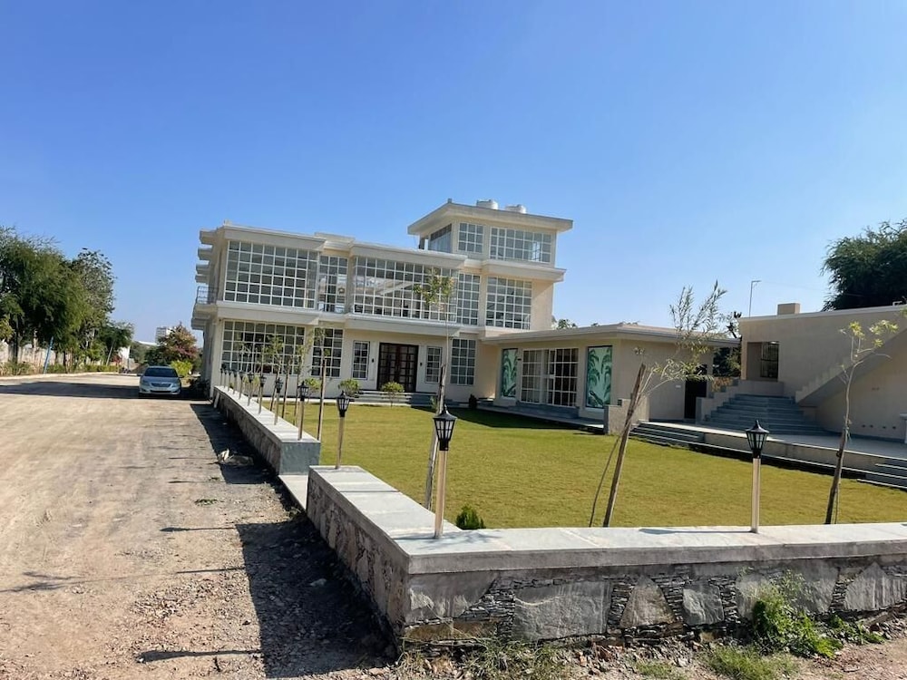 The Arham Resort