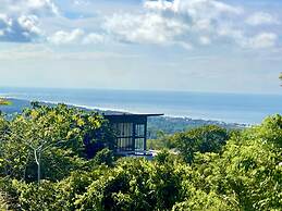 Prime Hermosa: Ocean View Villa w/ Infinity Pool by RedAwning