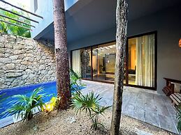 Kuun Taak Tulum