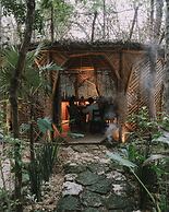 Kuun Taak Tulum