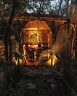 Kuun Taak Tulum