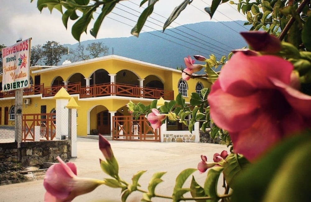 HOTEL HACIENDA HUASTECA