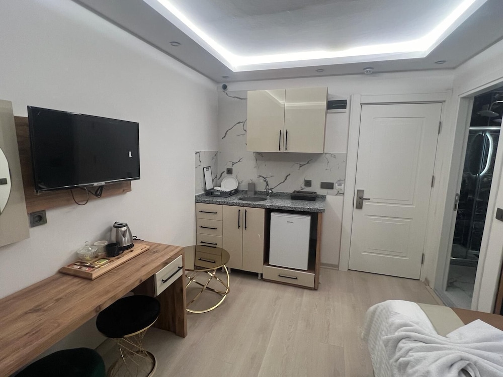 Ninova Boutique Hotel