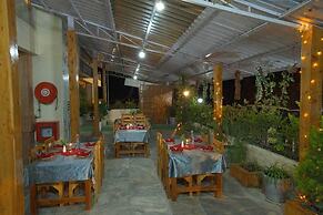 Valley View Hotel & Restaurant
