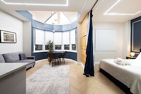 London Studios and Suites