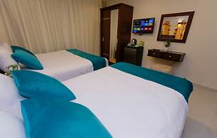 Diamonds Pyramids View INN
