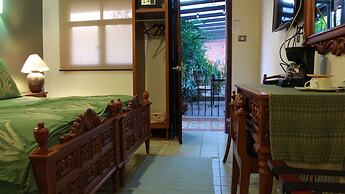 LA CASA B & B