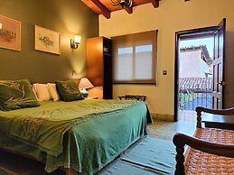 LA CASA B & B