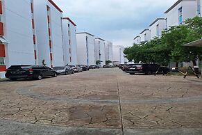 Hotel O Room Transit By At