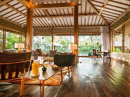 Luxury & Tropical 2br Villa In Canggu